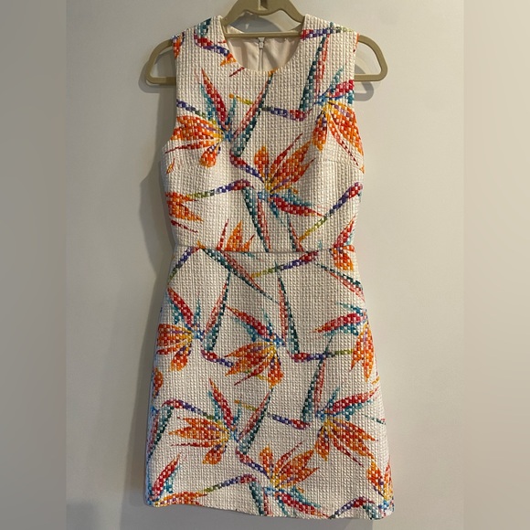 Fendi- Quilted Bird of Paradise Mini Sheath Dress.  Size IT 40 / US 4 - Picture 2 of 7